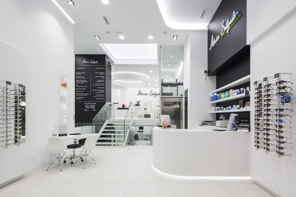 coruña-clinica-optica-01